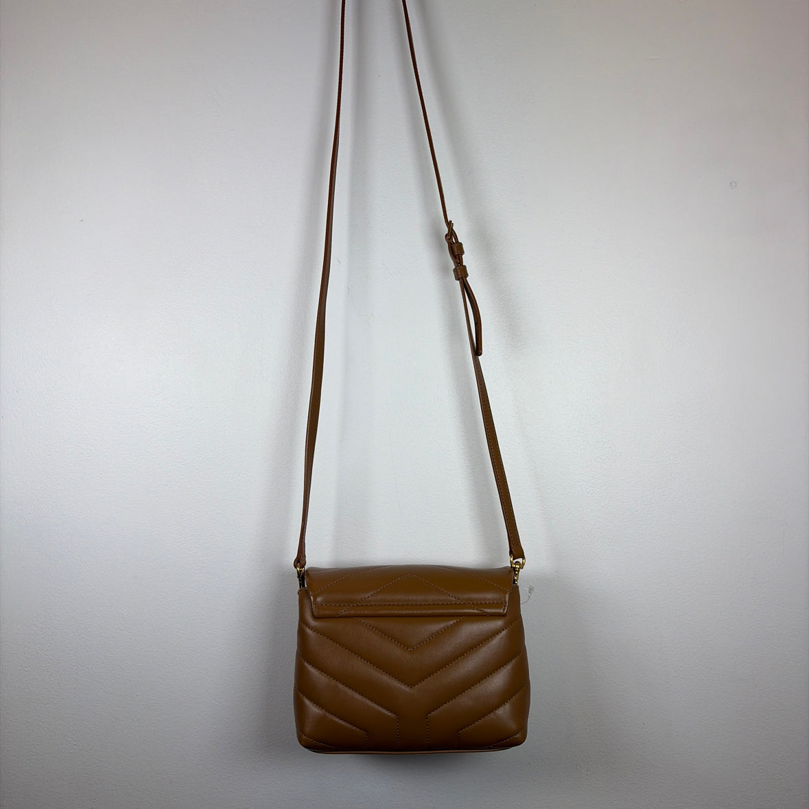 Pre-Owned Saint Laurent Cognac Leather Designer Handbag