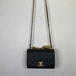 Pre-Owned Chanel Black Leather Designer Handbag