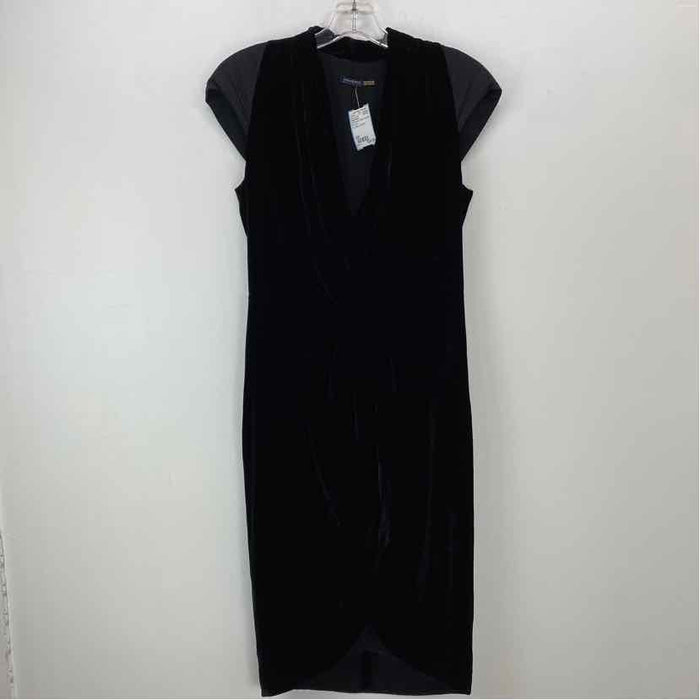 Pre-Owned Size 8/M Magaschoni Black Casual Dress