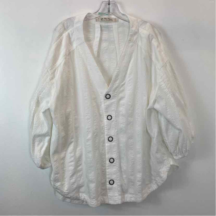 Pre-Owned Size M We The Free White Top