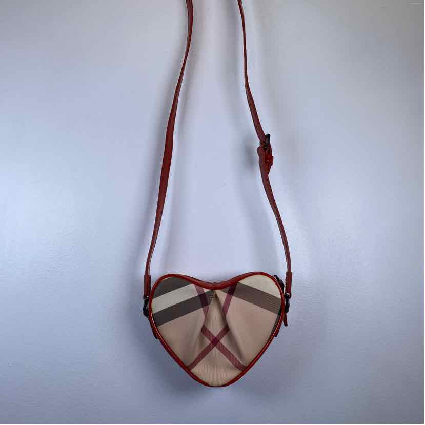 Pre-Owned Burberry Plaid Canvas Designer Handbag