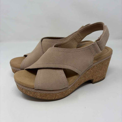 Pre-Owned Shoe Size 10 Clarks Tan Wedge
