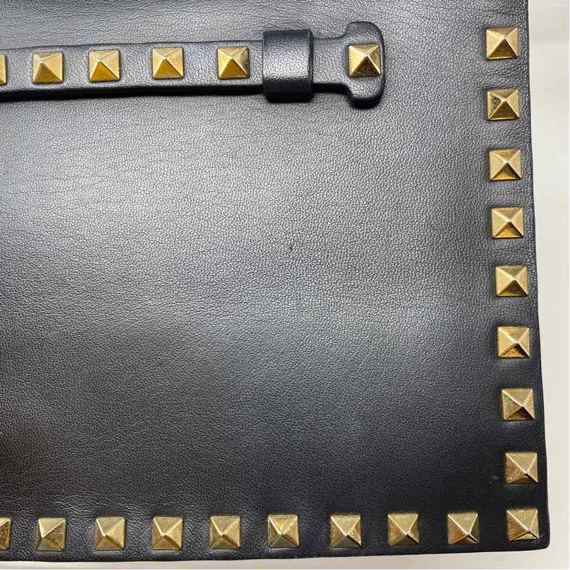 Pre-Owned Valentino Black Leather Designer Handbag