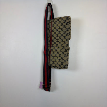 Pre-Owned Gucci Navy Canvas Designer Handbag
