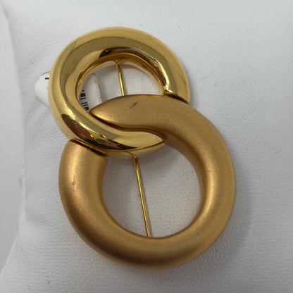 Pre-Owned Monet Gold Brooch