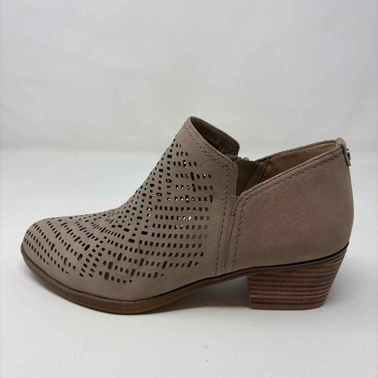 Pre-Owned Shoe Size 9 Naturalizer Tan Booties