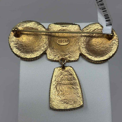 Pre-Owned Oscar de La Renta Gold Metal Brooch
