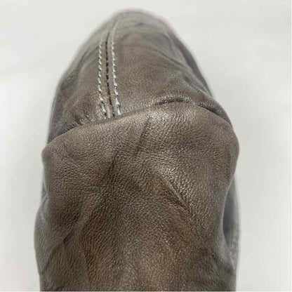 Pre-Owned Givenchy Grey Leather Designer Handbag