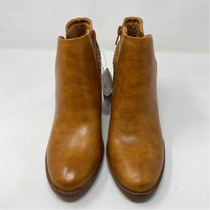 Pre-Owned Shoe Size 8.5 Bare Trap Cognac Booties