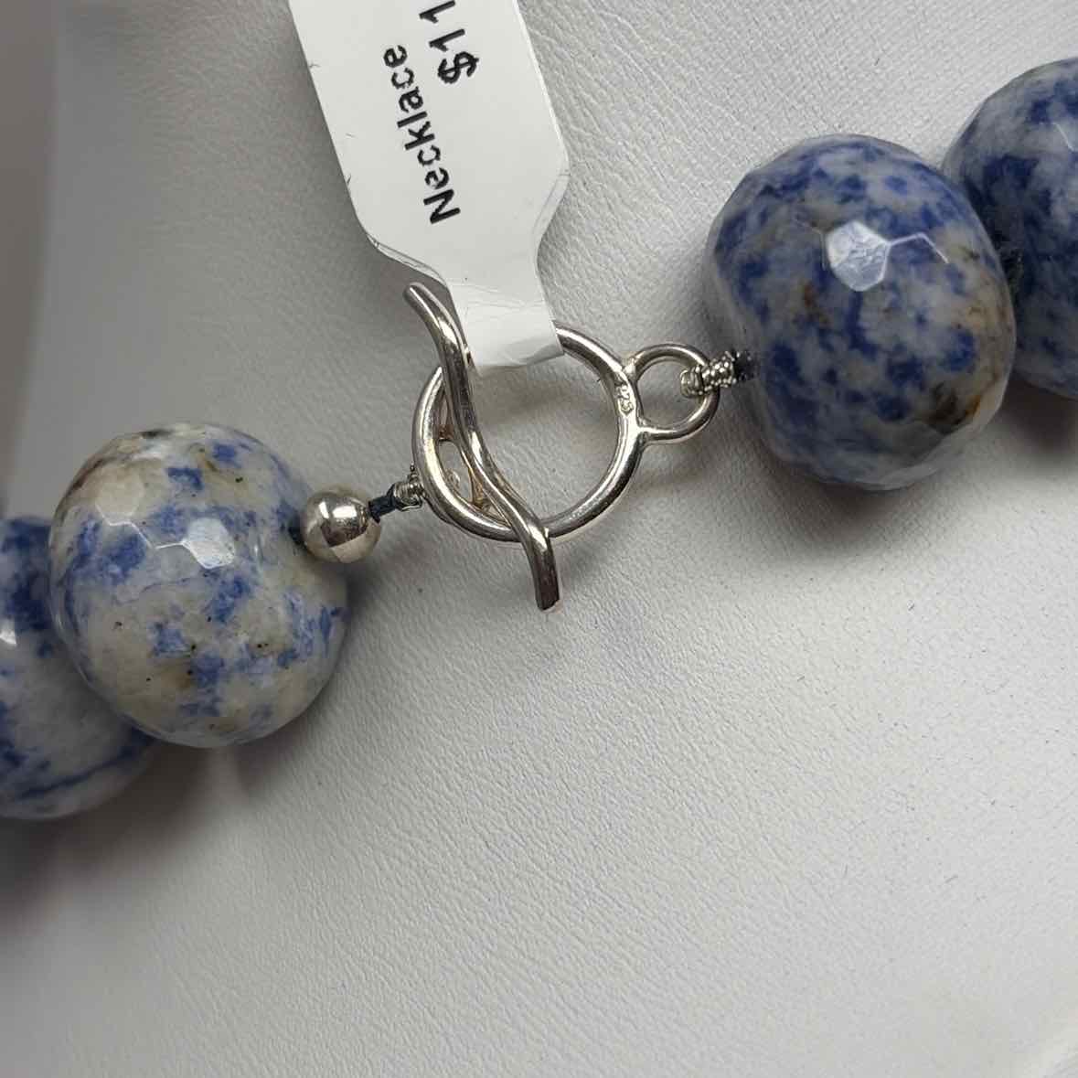 Pre-Owned Boutique Blue Stones Necklace