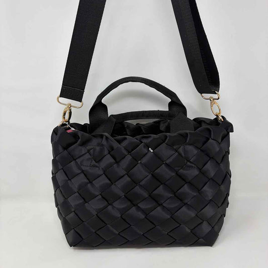 Pre-Owned Ah-Dorned Black Fabric Handbag