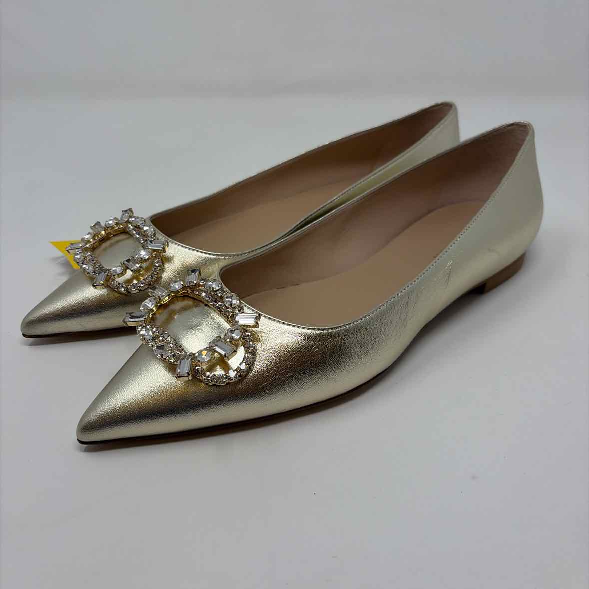 Pre-Owned Shoe Size 8 Stuart Weitzman Gold Flats