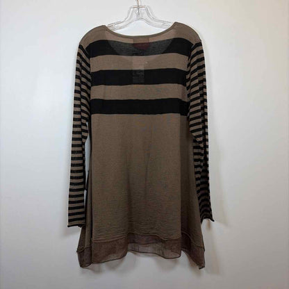 Pre-Owned Size XL Gizel Tan/Black Top