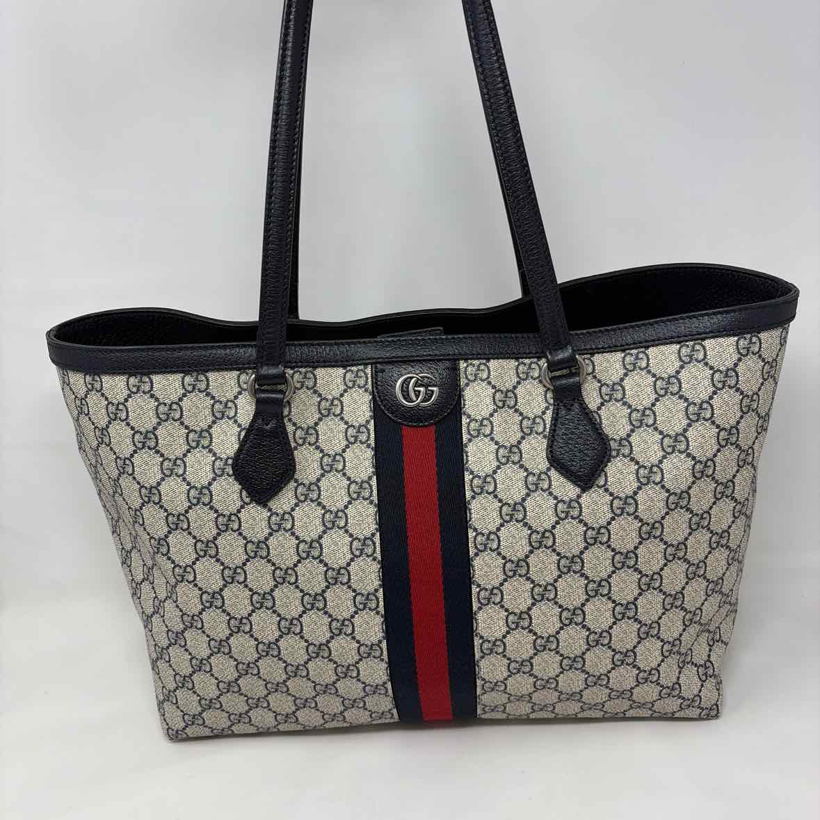 Pre-Owned Gucci Navy Canvas Designer Handbag