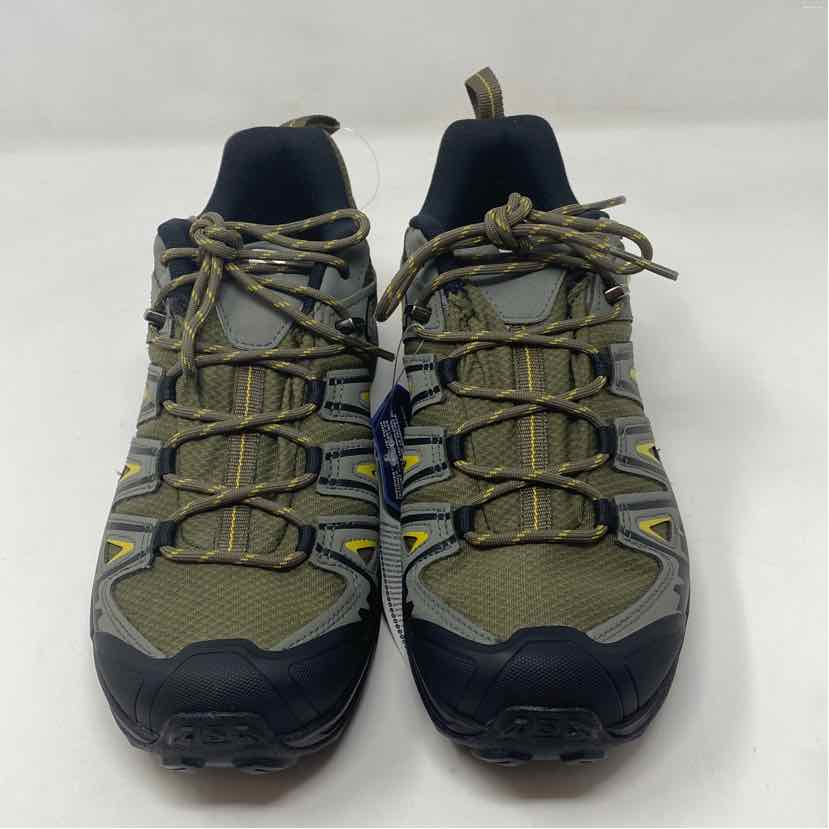 Pre-Owned Shoe Size 9 Salomon Olive Sneaker