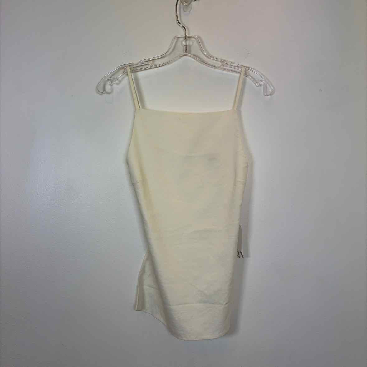 Pre-Owned Size XS ZARA White Top