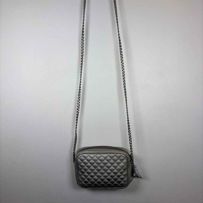 Pre-Owned Gucci Silver Leather Designer Handbag