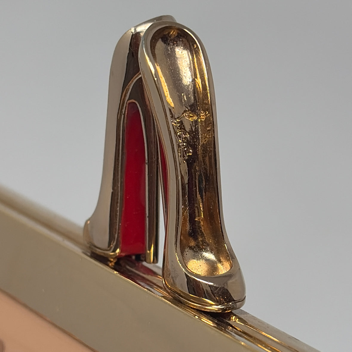 Pre-Owned Christian Louboutin nude Patent Designer Handbag