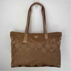 Pre-Owned Coach Taupe Nylon Handbag