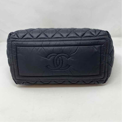 Pre-Owned Chanel Black Nylon Designer Handbag
