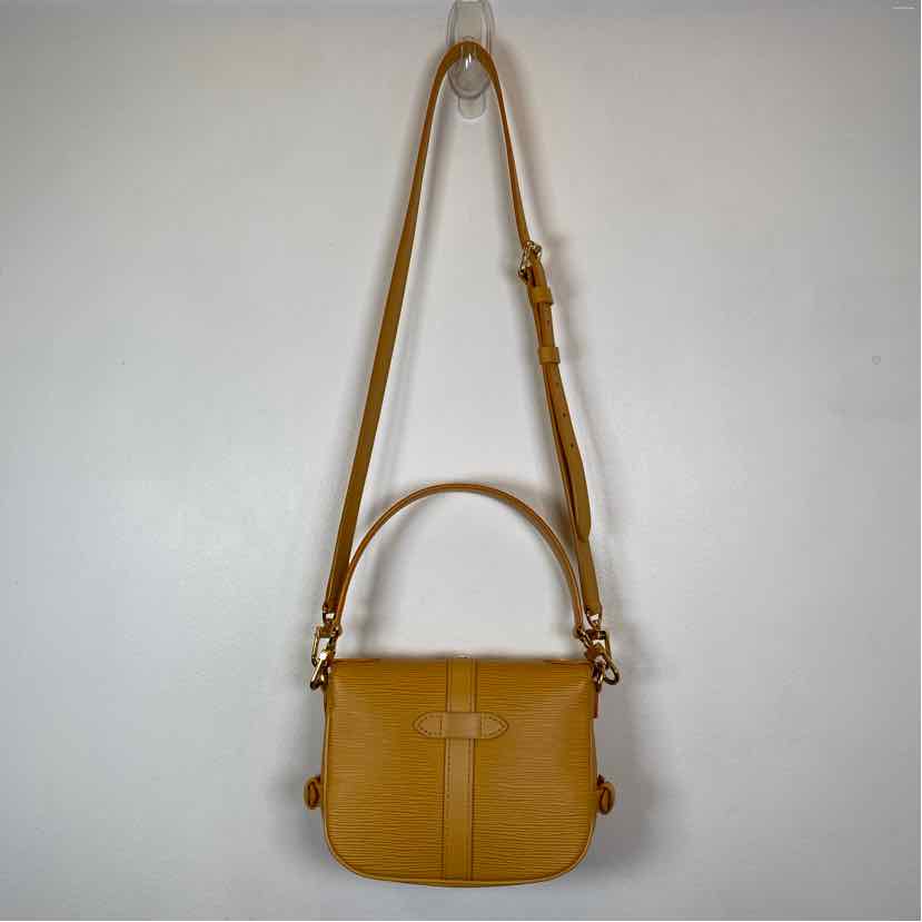 Pre-Owned Louis Vuitton Tan Leather Designer Handbag