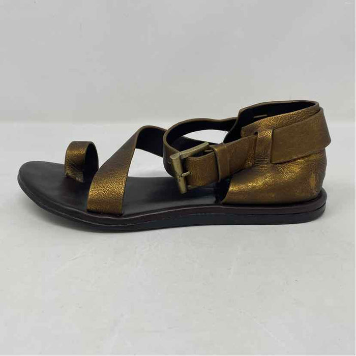 Pre-Owned Shoe Size 7 Donald J Pliner Gold Sandals