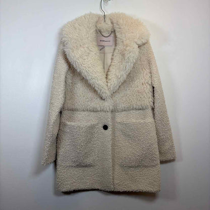 Pre-Owned Size XS BCBG Generation Cream Coat