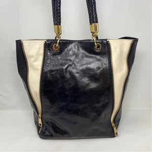 Pre-Owned Badgley Mischka Black Leather Handbag