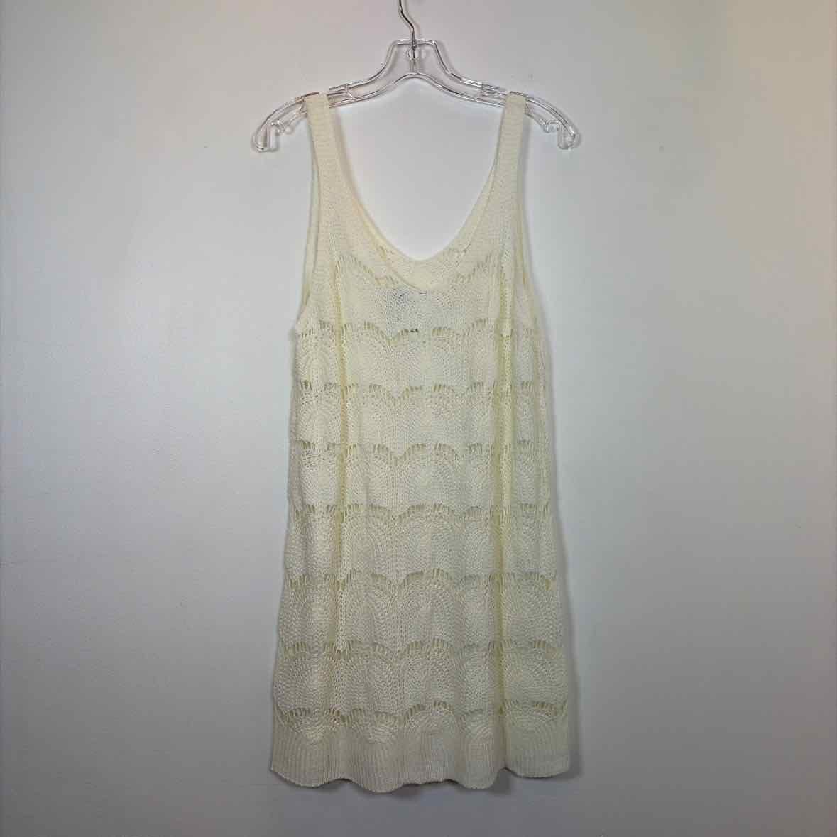 Pre-Owned Size L Boutique White Casual Dress