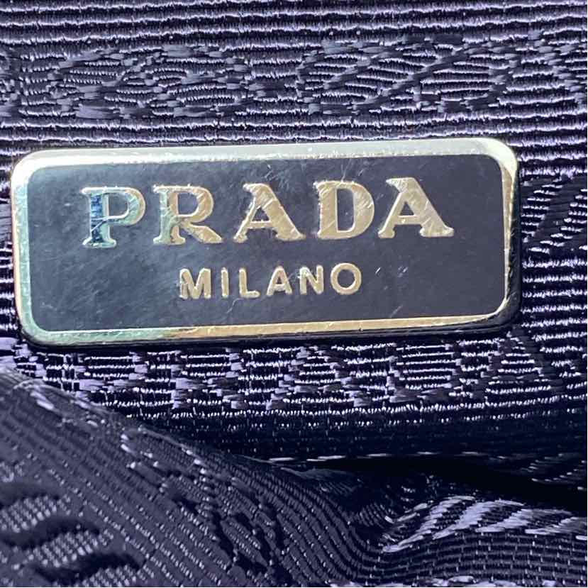 Pre-Owned Prada Purple Nylon Designer Handbag