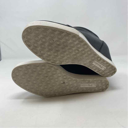 Pre-Owned Shoe Size 6 L. Paolo Black Sneaker