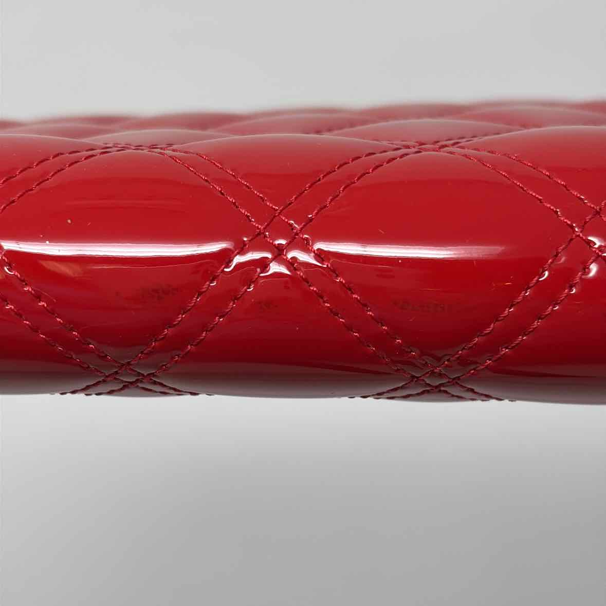 Pre-Owned Chanel Red Patent Designer Wallet