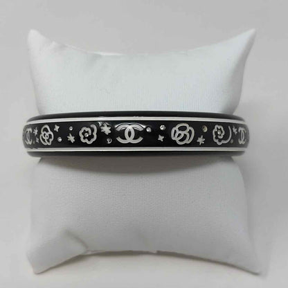 Pre-Owned Chanel Black Designer Jewelry