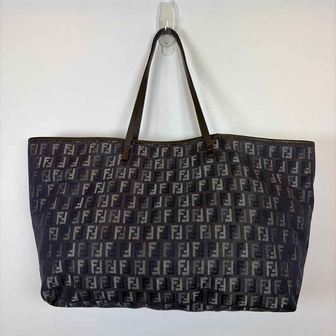 Pre-Owned Fendi Denim Denim Designer Handbag