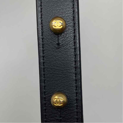 Pre-Owned Chanel Black Leather Designer Handbag