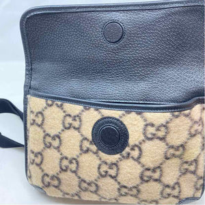 Pre-Owned Gucci Tan Wool Designer Handbag