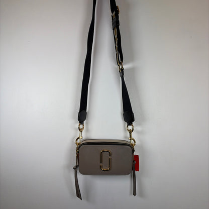 Pre-Owned Marc Jacobs Tan Coated Canvas Handbag