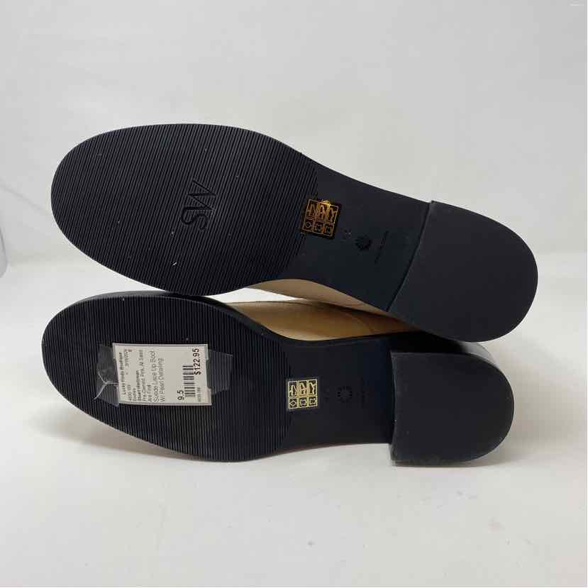 Pre-Owned Shoe Size 9.5 Stuart Weitzman Pink Booties