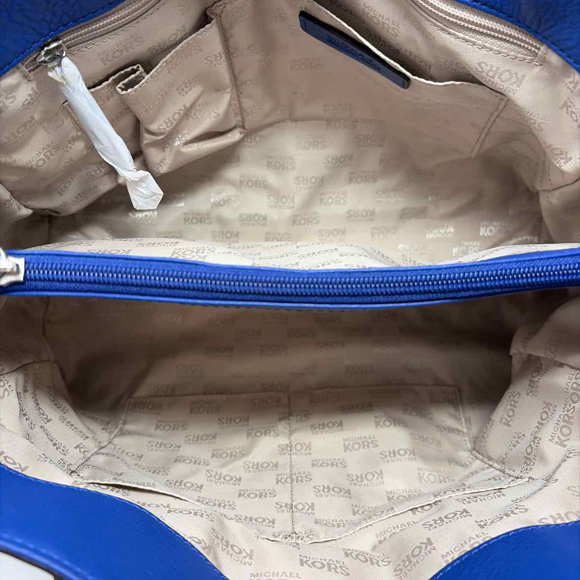 Pre-Owned Michael Kors Blue Leather Handbag