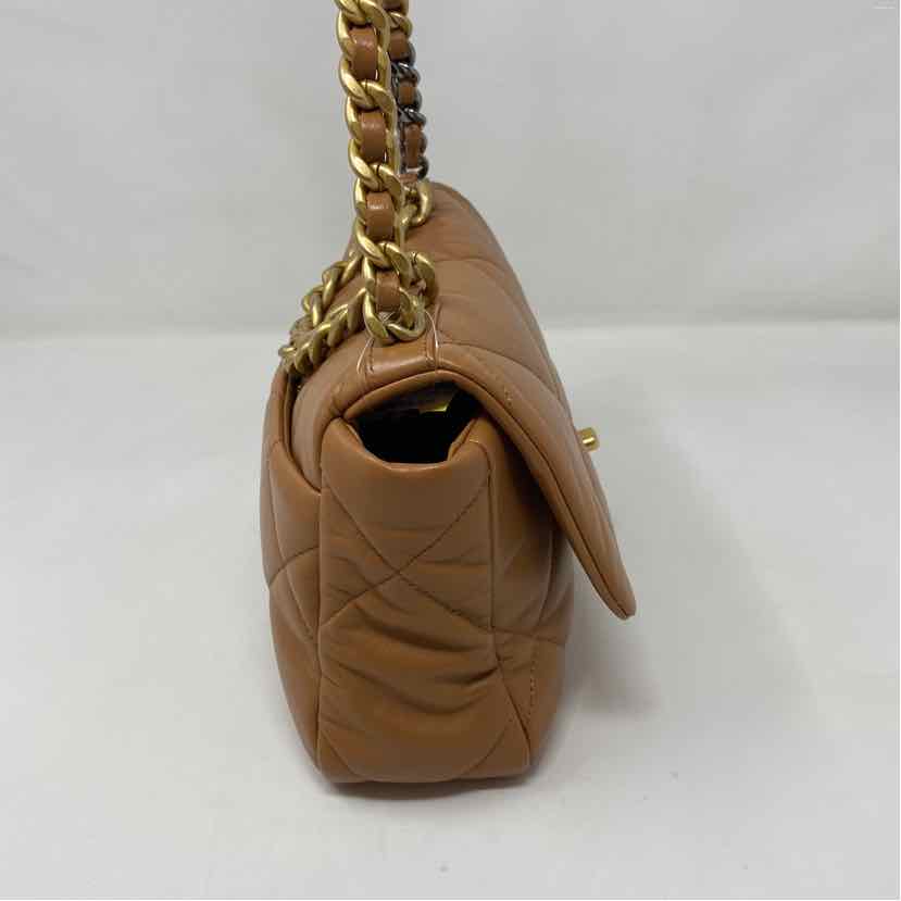 Pre-Owned Chanel Cognac Leather Designer Handbag