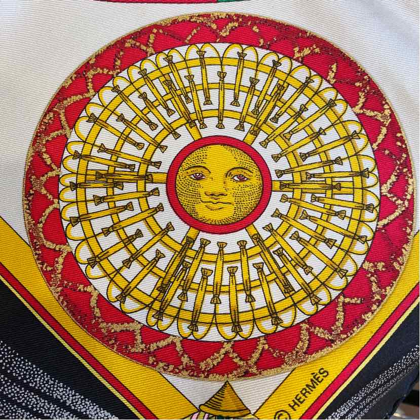 Pre-Owned Hermes Multi Silk Designer Scarf