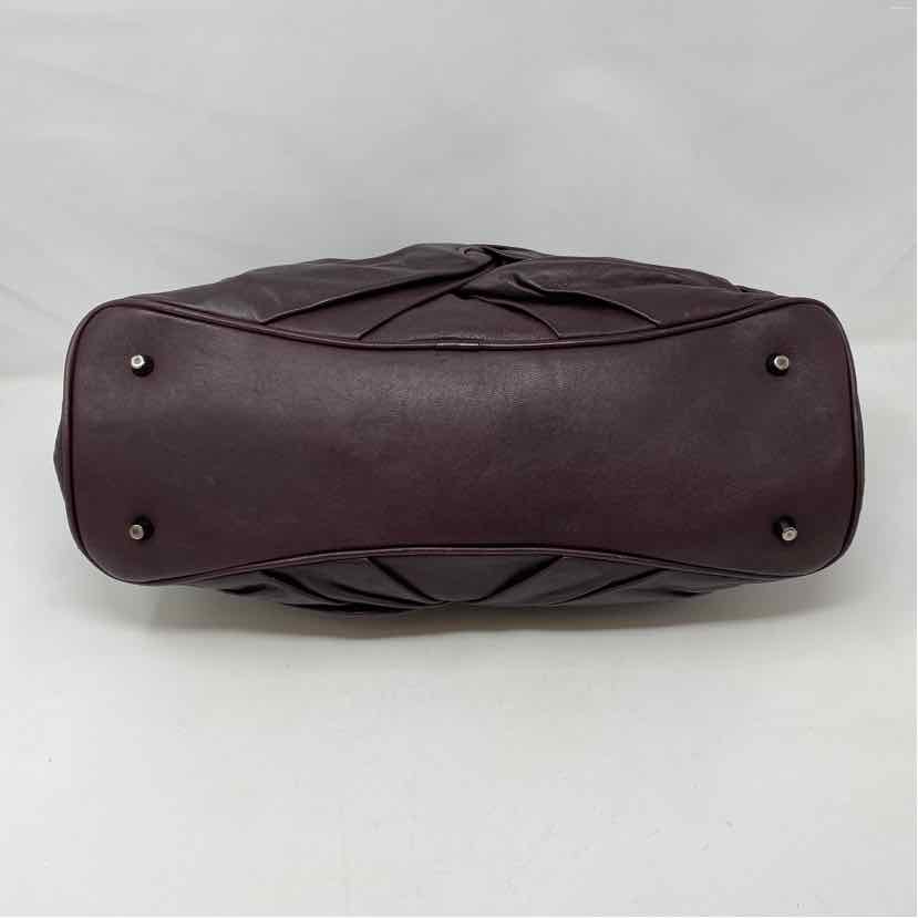 Pre-Owned Burberry Plum Leather Designer Handbag