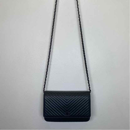 Pre-Owned Chanel Black Lambskin Designer Handbag