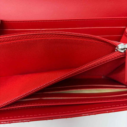 Pre-Owned Chanel Red Patent Designer Wallet