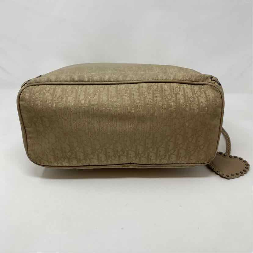 Pre-Owned Dior Monogram Canvas Designer Handbag