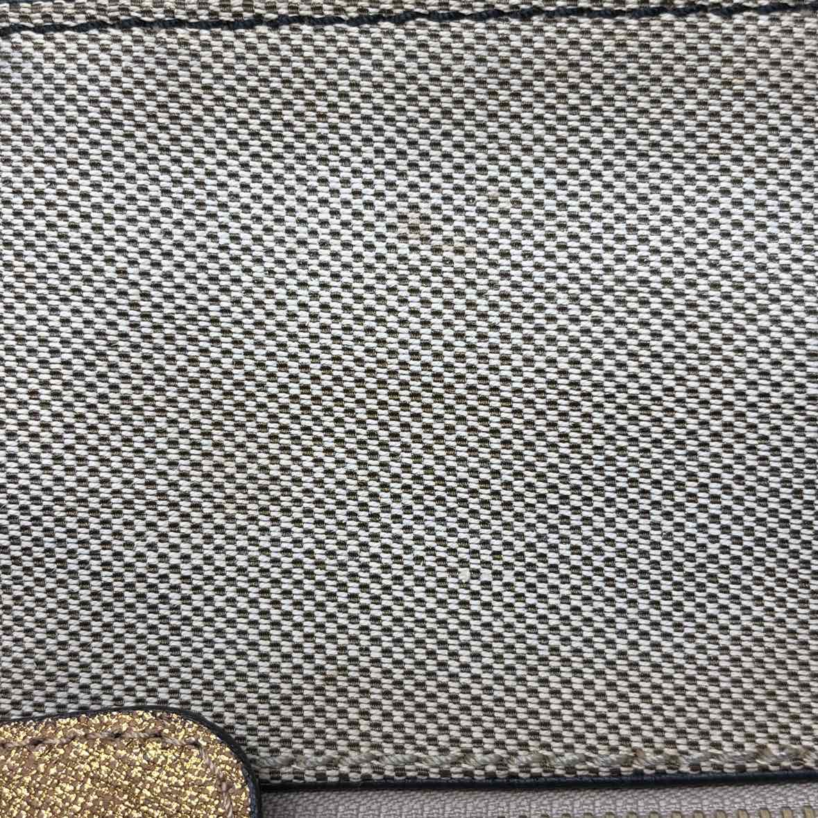 Pre-Owned Chloe Beige Canvas Designer Handbag