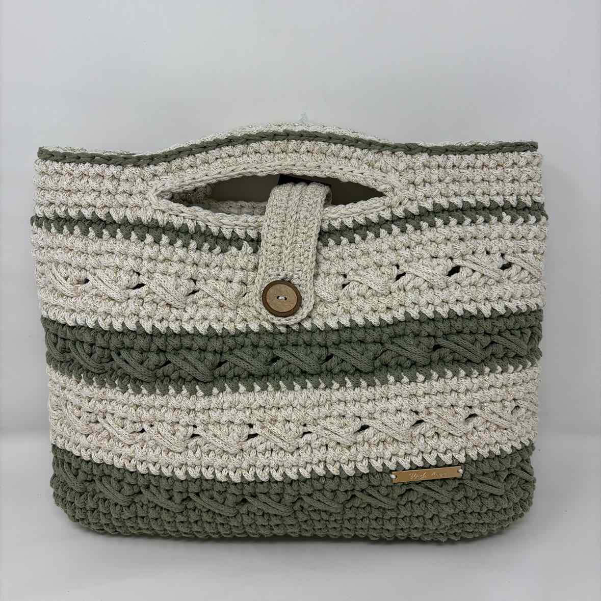Pre-Owned Boutique Green Multi Crochet Handbag