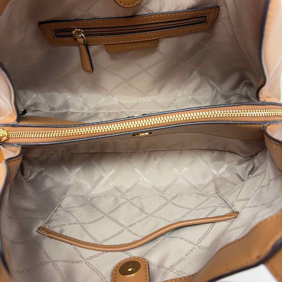 Pre-Owned Michael Kors Multi Coated Canvas Handbag