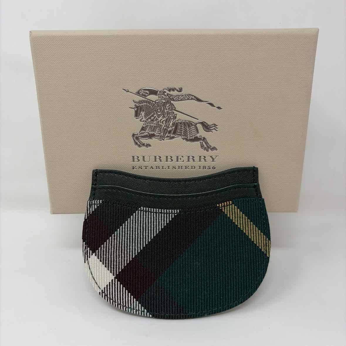Pre-Owned Burberry Green Designer Wallet