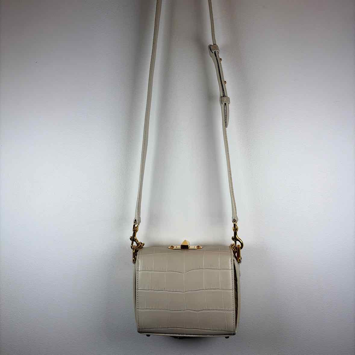 Pre-Owned Alexander McQueen Cream Leather Designer Handbag